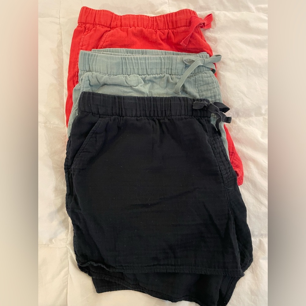 Old Navy drawstring shorts